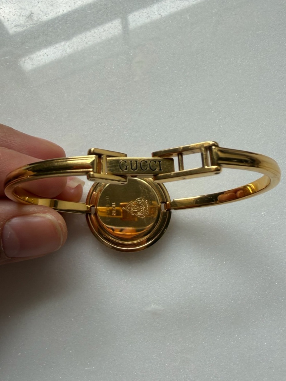 VIRAL🔥GUCCI watch interchangeable bezel circle bracelet watch gold tone Gucci - Picture 11 of 17